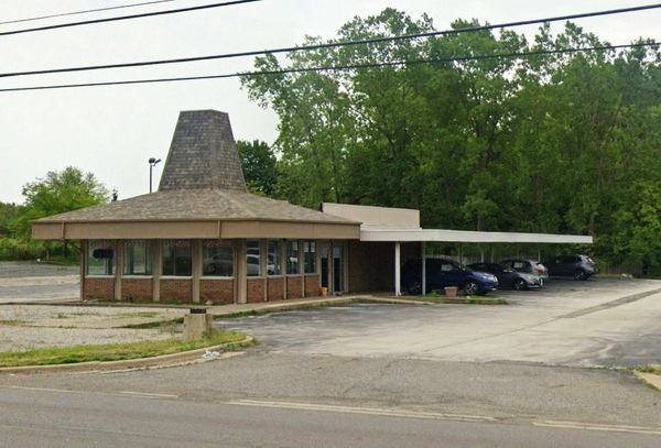 A&W Restaurant - Monroe - 15336 S Dixie Hwy (newer photo)